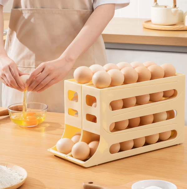 As caixas de plástico para ovos rolantes automáticas de 4 níveis que poupam espaço