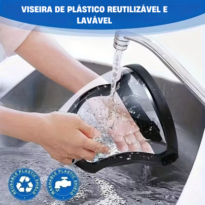 A viseira protege o rosto contra poeiras finas e névoa.
