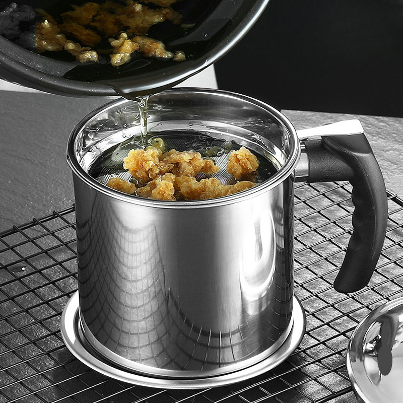 Filtro de óleo em inox 304 com tampa e peneira – Alta durabilidade, vedação perfeita e ideal para eliminar resíduos e reutilizar óleo de forma segura, limpa e econômica.