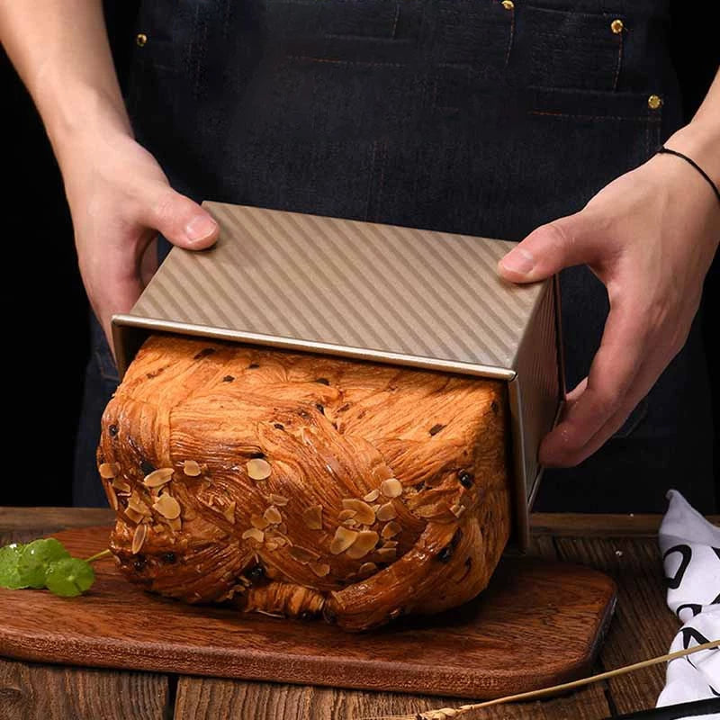 Forma Ondulada Para Pão De Forma 450g Com Tampa – Forma Antiaderente Para Panificação, Bolo E Forno